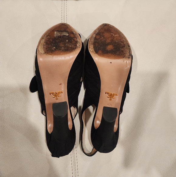 Prada knotted pump color black , made from silk outside and leather inside, size - Picture 4 of 14